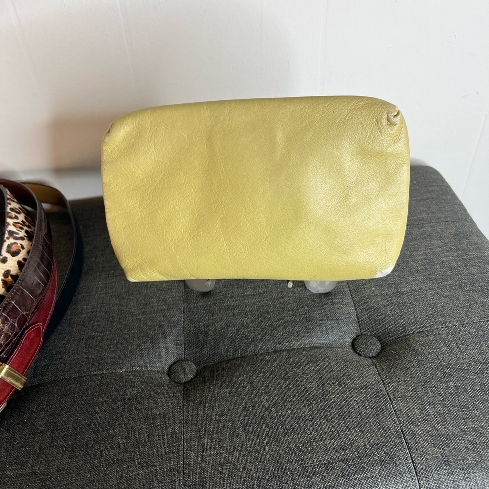 Vintage MGM Elegant Yellow Leather Clutch - Picture 5 of 5
